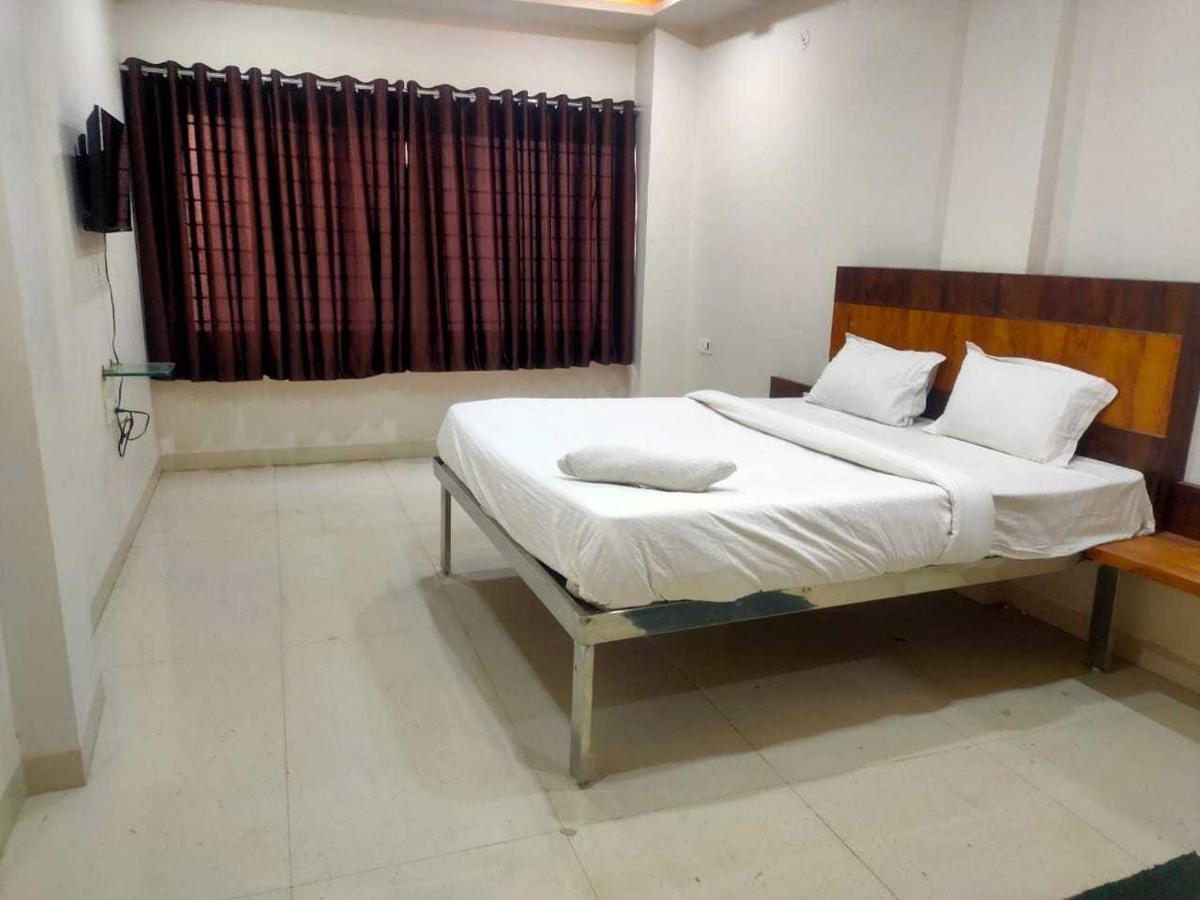 Oyo 88521 Hotel Swagstay Indore Exterior foto