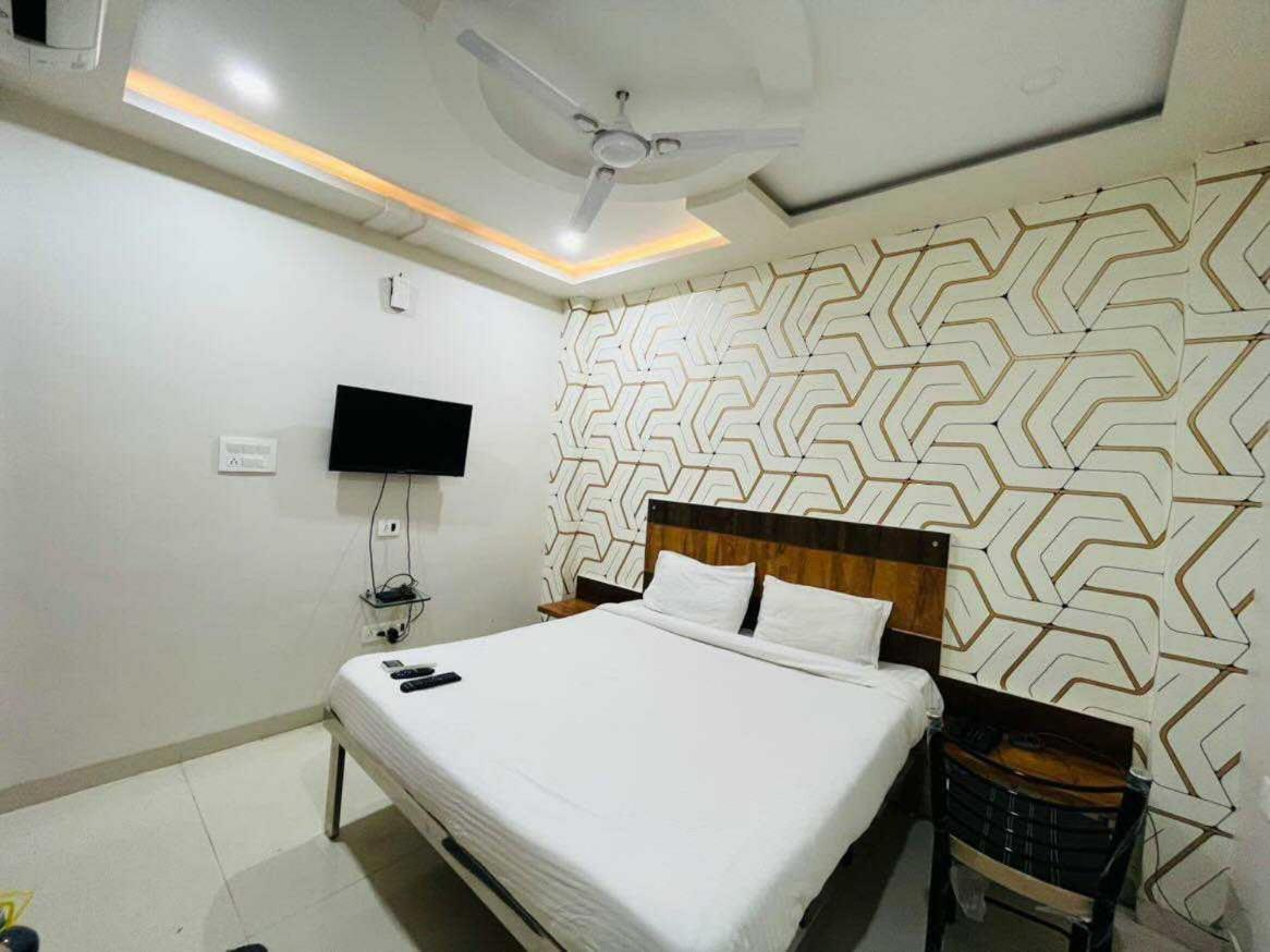 Oyo 88521 Hotel Swagstay Indore Exterior foto