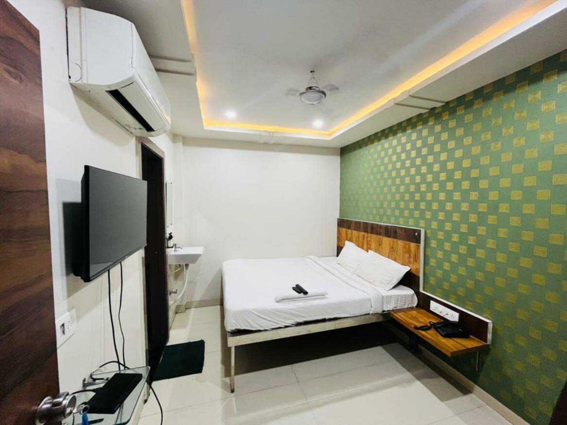 Oyo 88521 Hotel Swagstay Indore Exterior foto